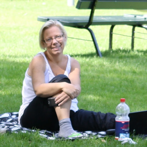 Linda Rasmussen Photo 37