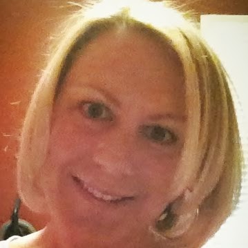 Amy Martin Photo 16