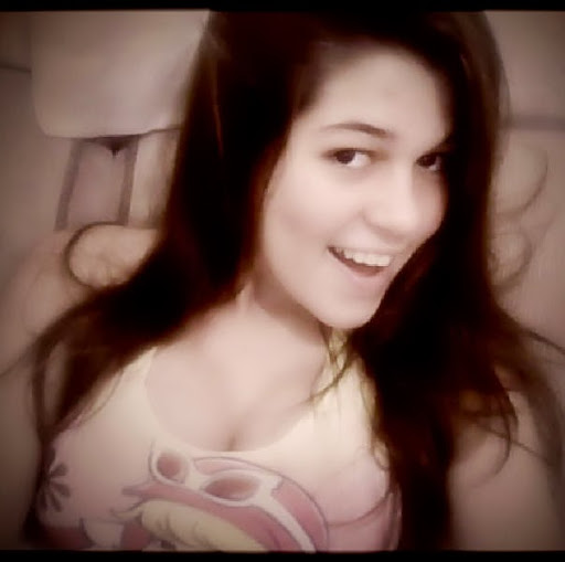 Natalia Dias Photo 9