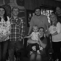 Laurie Robison Photo 18