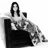 Melissa Campos Photo 20