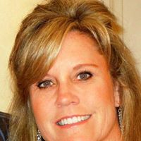 Anne Groves Photo 27