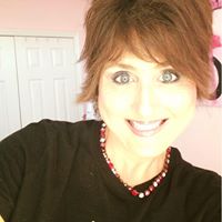 Laura Bivins Photo 6