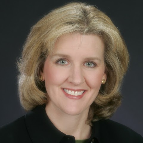 Lynn Norton Photo 9