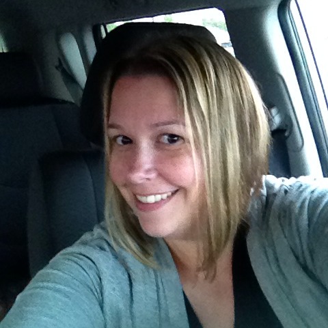 Jennifer Hinrichs Photo 10