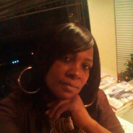 Gina Calhoun Photo 23