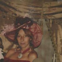 Deborah Gale Photo 9