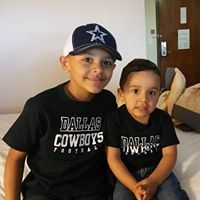 Miguel Reyes Photo 25