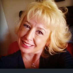 Christine Tucker Photo 39