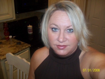 Kelly Garrison Photo 31