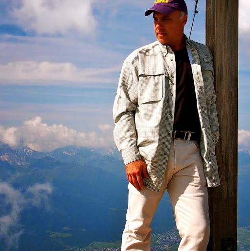Greg Robbins Photo 16