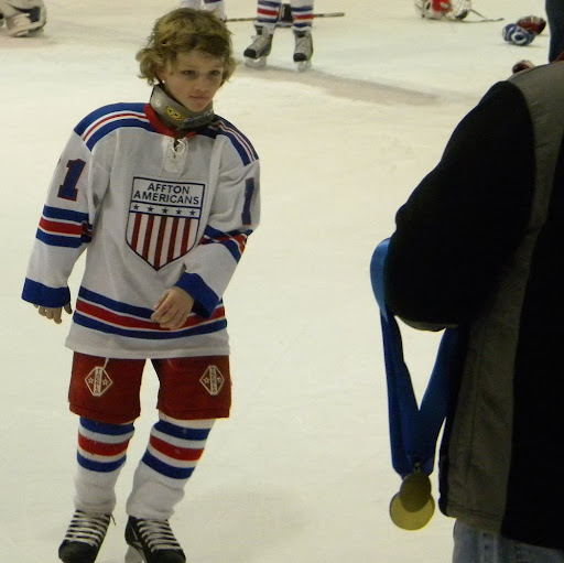Travis England Photo 28