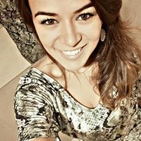 Sarah Cunha Photo 12