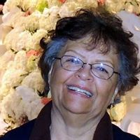 Valerie Hutton Photo 9