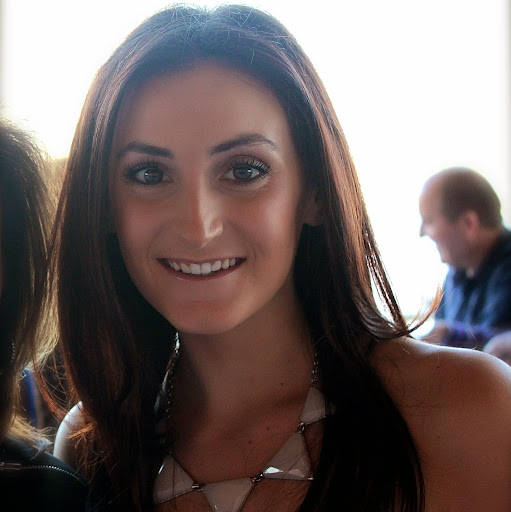 Jennifer Overton Photo 31