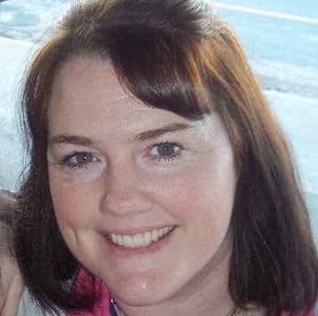 Jennifer Mitchell Photo 24