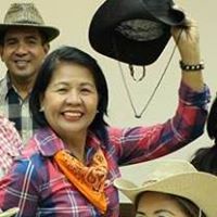 Elizabeth Marcos Photo 6