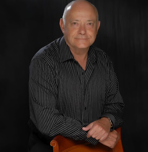 Raymond Leon Photo 15