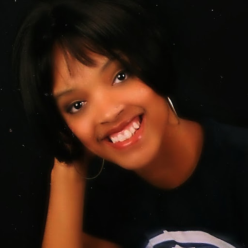 Deidre Warren Photo 1