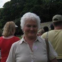 Paula Bullock Photo 18