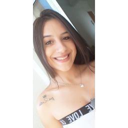 Sarah Araujo Photo 28