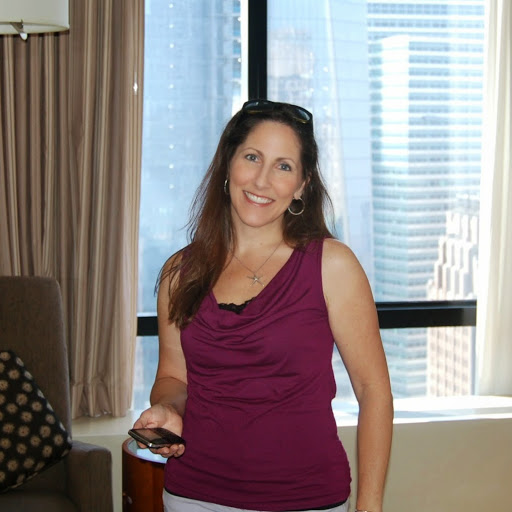 Angela Bergeron Photo 32