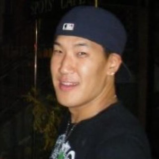 Sung Yi Photo 15