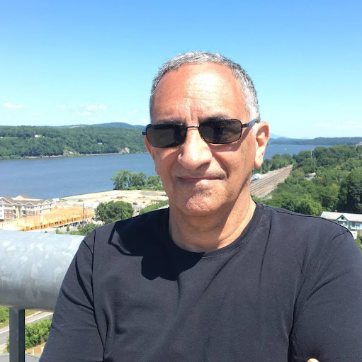 Michael Zuckerman Photo 26