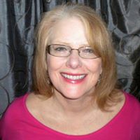 Deborah Reilly Photo 9