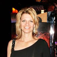 Annette Lyon Photo 17