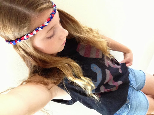 Bailey Anderson Photo 46