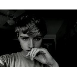 Andrew Burton Photo 33
