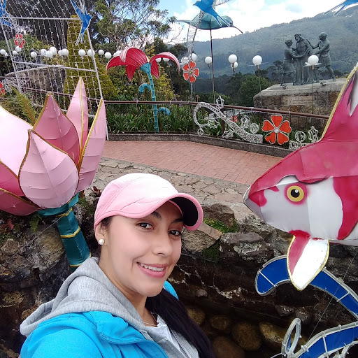 Cindy Moreno Photo 38
