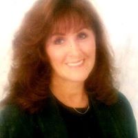 Lynda Bennett Photo 9