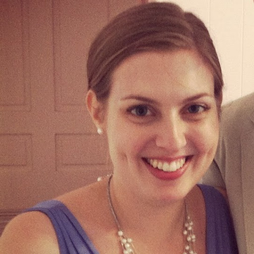 Caroline Wallace Photo 6