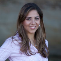 Roxana Alvarado Photo 8