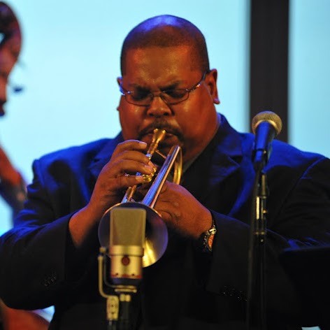 Derrick Gardner Photo 36