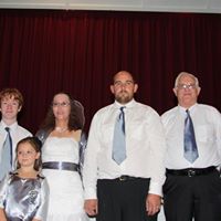 Angela Farley Photo 44