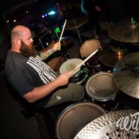 Garth Douglas Photo 23