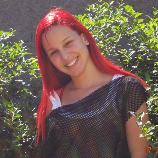 Melissa Mendes Photo 35
