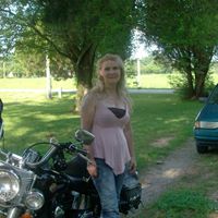 Susan Peeples Photo 16