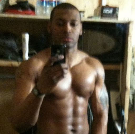 Reginald Sanders Photo 31