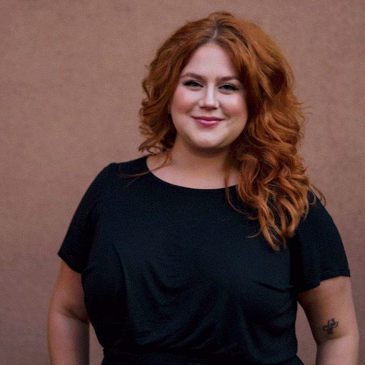 Nicole Sullivan Photo 25
