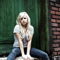 Helen Conner Photo 12