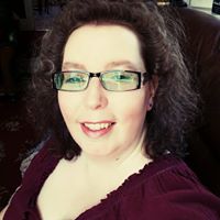 Louise Clarke Photo 42