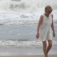 Anne Loveless Photo 19