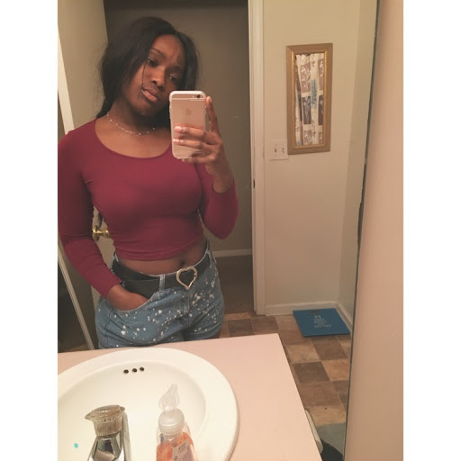 Ebony Johnson Photo 43