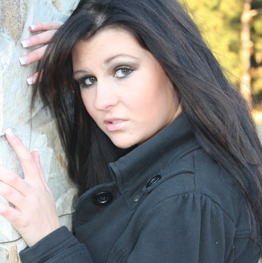 Samantha Reid Photo 35