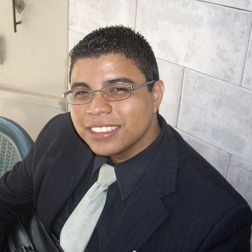 David Calderon Photo 39