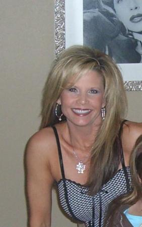 Debra Buchanan Photo 26